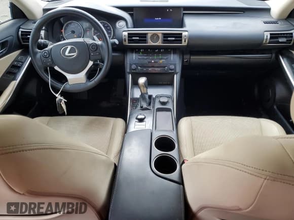 ✅ 2015 Lexus IS 250 • VIN: JTHBF1D22E5025693 • Lot: 85611514. Wystawiony na Copart z przebiegiem 99 519 mil. Bezpłatny archiwum sprzedaży aukcyjnych z USA i szczegółowy raport historii pojazdu na DreamBid. Zdjęcie 8.