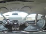 ✅ 2016 Chrysler Town & Country Touring • VIN: 2C4RC1BG5GR228588 • Lot: 91863365. Wystawiony na Copart z przebiegiem 138 349 mil. Bezpłatny archiwum sprzedaży aukcyjnych z USA i szczegółowy raport historii pojazdu na DreamBid. Zdjęcie 16.