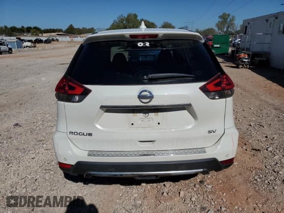 ✅ 2019 Nissan Rogue S • VIN: 5N1AT2MT2KC727908 • Lot: 87264795. Listed on Copart with 101,587 mi. Free auction sales archive from the USA and detailed vehicle history report at DreamBid. Image 6.