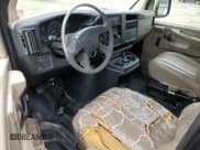 ✅ 2006 GMC Savana • VIN: 1GTFG15T161127230 • Лот: 74296494. Опубликован ранее на Copart с пробегом 283 253 миль. Бесплатный доступ к архиву аукционных продаж из США и подробный отчёт об истории автомобиля на DreamBid. Изображение 8.