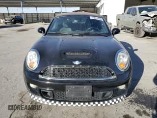 ✅ 2013 MINI Roadster S • VIN: WMWSY3C57DT565843 • Lot: 44014005. Listed on Copart with 81,908 mi. Free auction sales archive from the USA and detailed vehicle history report at DreamBid. Image 5.