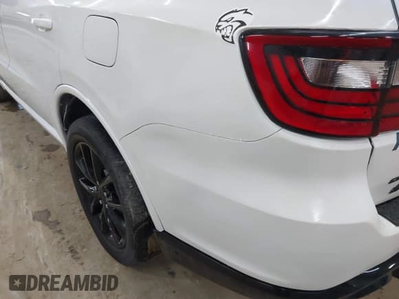 ✅ 2018 Dodge Durango SXT • VIN: 1C4RDJAGXJC265960 • Лот: 43505618. Опубликован ранее на IAAI с пробегом 60 869 миль. Бесплатный доступ к архиву аукционных продаж из США и подробный отчёт об истории автомобиля на DreamBid. Изображение 17.