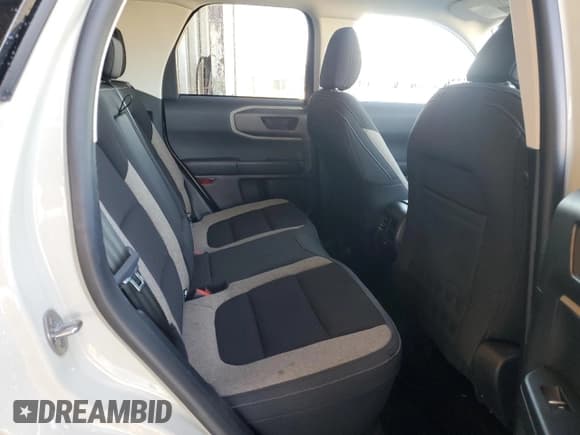 ✅ 2025 Ford Bronco Sport Big Bend • VIN: 3FMCR9BN2SRE74563 • Lot: 87432195. Wystawiony na Copart z przebiegiem 12 160 mil. Bezpłatny archiwum sprzedaży aukcyjnych z USA i szczegółowy raport historii pojazdu na DreamBid. Zdjęcie 10.