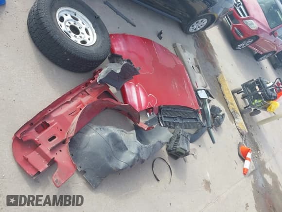 ✅ 2003 Chevrolet Silverado 2500HD LS • VIN: 1GCHC29U13E267828 • Lot: 42712108. Listed on IAAI with 217,111 mi. Free auction sales archive from the USA and detailed vehicle history report at DreamBid. Image 12.