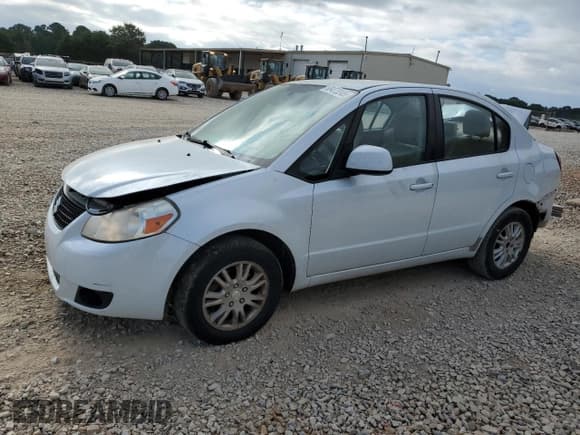 ✅ 2012 Suzuki SX4 LE • VIN: JS2YC5A34C6305539 • Lot: 68473245. Listed on Copart with 175,567 mi. Free auction sales archive from the USA and detailed vehicle history report at DreamBid. Image 1.