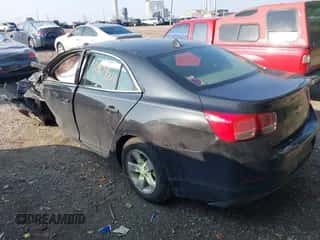 2014 Chevrolet Malibu LS with VIN 1G11B5SL2EF124433, listed as a IAAI auction lot 42879213 with 163,723 mi miles and . Bid and sale history available at DreamBid. Image 3.