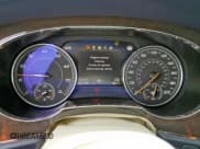 ✅ 2019 Bentley Bentayga V8 • VIN: SJAAM2ZV9KC024691 • Lot: 59217965. Listed on Copart with 33,243 mi. Free auction sales archive from the USA and detailed vehicle history report at DreamBid. Image 9.