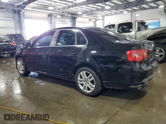 ✅ 2007 Volkswagen Jetta 2.5 • VIN: 3VWSF71K97M048715 • Lot: 64212935. Listed on Copart with 205,300 mi. Free auction sales archive from the USA and detailed vehicle history report at DreamBid. Image 2.