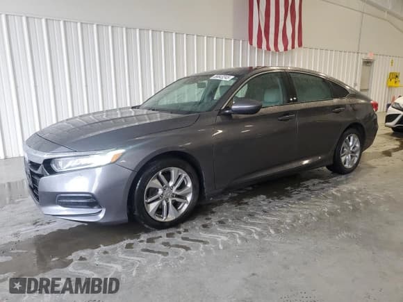 ✅ 2018 Honda Accord LX • VIN: 1HGCV1F1XJA242277 • Лот: 89843245. Опубликован ранее на Copart с пробегом 118 522 миль. Бесплатный доступ к архиву аукционных продаж из США и подробный отчёт об истории автомобиля на DreamBid. Изображение 1.