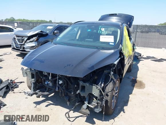 ✅ 2020 Ford Escape SEL • VIN: 1FMCU0H6XLUB01601 • Лот: 43066492. Опубликован ранее на IAAI с пробегом 43 187 миль. Бесплатный доступ к архиву аукционных продаж из США и подробный отчёт об истории автомобиля на DreamBid. Изображение 2.