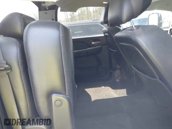 ✅ 2012 GMC Sierra 2500HD SLT • VIN: 1GT121EG6CF174151 • Lot: 41992729. Listed on IAAI with 121,654 mi. Free auction sales archive from the USA and detailed vehicle history report at DreamBid. Image 8.