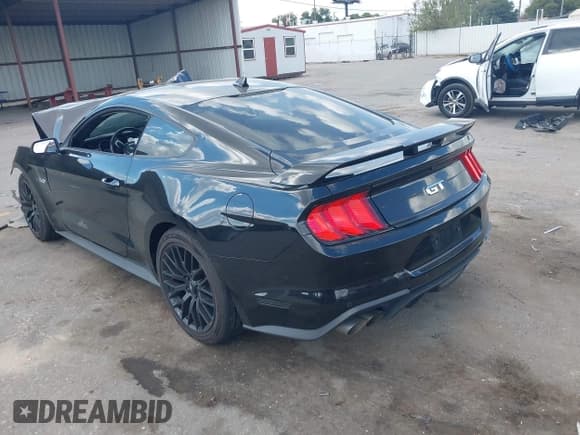 ✅ 2021 Ford Mustang GT Premium • VIN: 1FA6P8CF4M5120323 • Lot: 43467945. Listed on IAAI with Not provided. Free auction sales archive from the USA and detailed vehicle history report at DreamBid. Image 3.