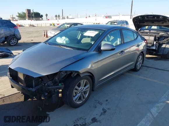 ✅ 2018 Hyundai Elantra Value Edition • VIN: KMHD84LF5JU556490 • Лот: 43564844. Опубликован ранее на IAAI с пробегом 85 165 миль. Бесплатный доступ к архиву аукционных продаж из США и подробный отчёт об истории автомобиля на DreamBid. Изображение 2.