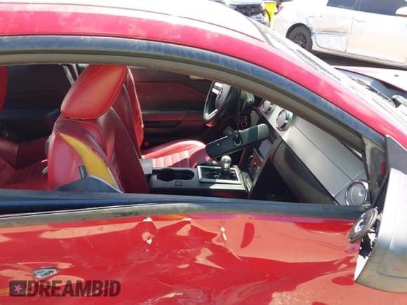 ✅ 2008 Ford Mustang GT Deluxe • VIN: 1ZVHT82H085147779 • Lot: 42927754. Listed on IAAI with 200,463 mi. Free auction sales archive from the USA and detailed vehicle history report at DreamBid. Image 5.