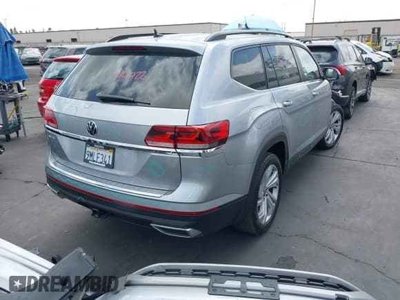 ✅ 2023 Volkswagen Atlas SE • VIN: 1V2JR2CA3PC517665 • Лот: 43215783. Опубликован ранее на IAAI с пробегом 35 245 миль. Бесплатный доступ к архиву аукционных продаж из США и подробный отчёт об истории автомобиля на DreamBid. Изображение 4.