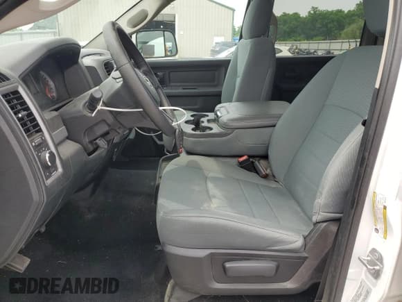 ✅ 2016 Ram 2500 Tradesman • VIN: 3C6UR5HL6GG247815 • Лот: 60474035. Опубликован ранее на Copart с пробегом 70 997 миль. Бесплатный доступ к архиву аукционных продаж из США и подробный отчёт об истории автомобиля на DreamBid. Изображение 7.