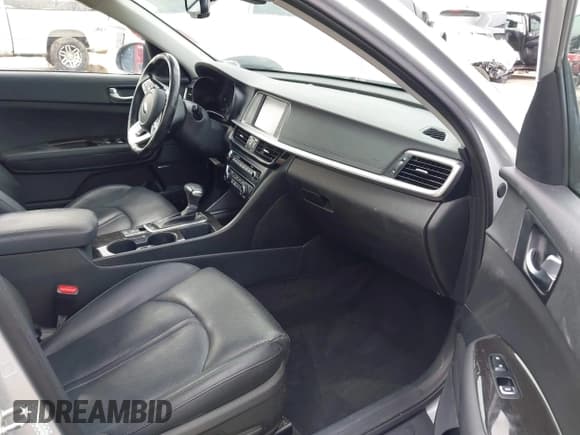 ✅ 2020 Kia Optima EX Premium • VIN: 5XXGU4L15LG413176 • Лот: 41619443. Опубликован ранее на IAAI с пробегом 56 141 миль. Бесплатный доступ к архиву аукционных продаж из США и подробный отчёт об истории автомобиля на DreamBid. Изображение 5.