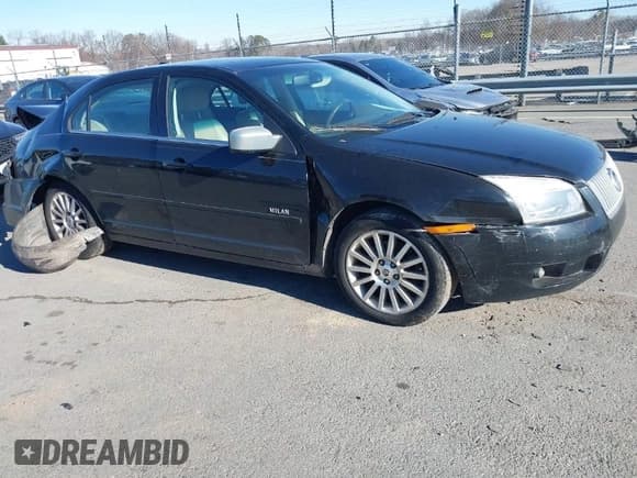 ✅ 2008 Mercury Milan Premier • VIN: 3MEHM02118R643643 • Lot: 41624708. Listed on IAAI with 186,130 mi. Free auction sales archive from the USA and detailed vehicle history report at DreamBid. Image 1.