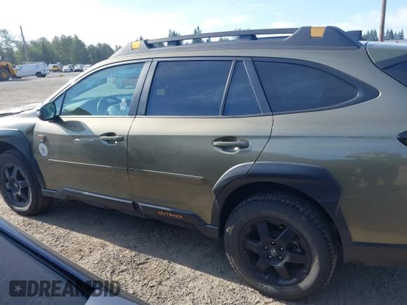 ✅ 2024 Subaru Outback Wilderness • VIN: 4S4BTGUD8R3140097 • Lot: 42443826. Listed on IAAI with 28,729 mi. Free auction sales archive from the USA and detailed vehicle history report at DreamBid. Image 14.