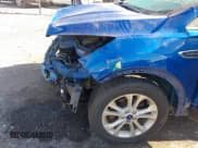 ✅ 2017 Ford Escape SE • VIN: 1FMCU0GD7HUE77583 • Лот: 43035853. Опубликован ранее на IAAI с пробегом 70 398 миль. Бесплатный доступ к архиву аукционных продаж из США и подробный отчёт об истории автомобиля на DreamBid. Изображение 19.