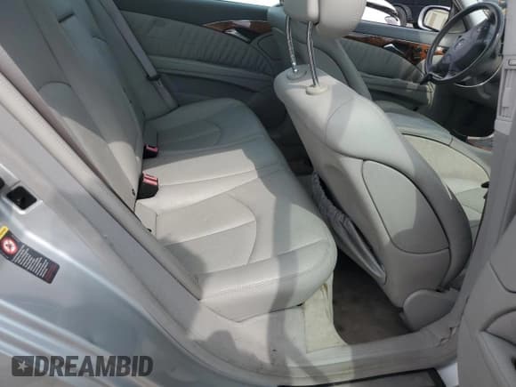 ✅ 2005 Mercedes-Benz E 500 • VIN: WDBUF83J95X165951 • Lot: 85575635. Listed on Copart with Not provided. Free auction sales archive from the USA and detailed vehicle history report at DreamBid. Image 10.