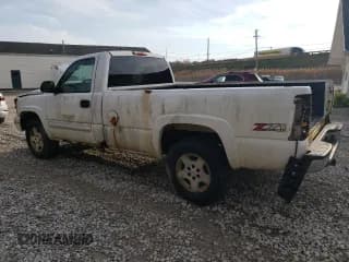 ✅ 2006 Chevrolet Silverado 1500 • VIN: 1GCEK14Z16E278822 • Лот: 77998114. Опубликован ранее на Copart с пробегом 255 232 миль. Бесплатный доступ к архиву аукционных продаж из США и подробный отчёт об истории автомобиля на DreamBid. Изображение 2.