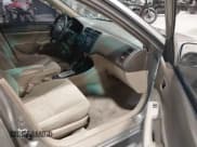 ✅ 2003 Honda Civic LX • VIN: 2HGES16643H948324 • Lot: 43812092. Listed on IAAI with 192,110 mi. Free auction sales archive from the USA and detailed vehicle history report at DreamBid. Image 5.