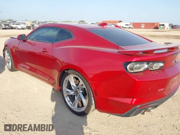 ✅ 2019 Chevrolet Camaro 2SS • VIN: 1G1FH1R77K0134945 • Лот: 42210626. Опубликован ранее на IAAI с пробегом 29 947 миль. Бесплатный доступ к архиву аукционных продаж из США и подробный отчёт об истории автомобиля на DreamBid. Изображение 3.