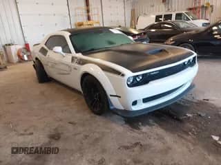 2022 Dodge Challenger R/T Scat Pack Widebody с VIN 2C3CDZFJ2NH226814, выставлен на аукционе IAAI как лот 43205998 с пробегом 40 423 миль миль и . История ставок и продаж доступна на DreamBid. Изображение 1.