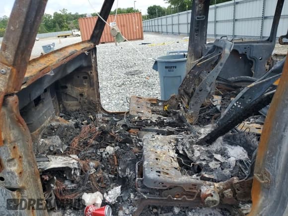 ✅ 2009 Jeep Wrangler Unlimited X • VIN: 1J8GA39199L762093 • Lot: 51063365. Listed on Copart with Not provided. Free auction sales archive from the USA and detailed vehicle history report at DreamBid. Image 7.