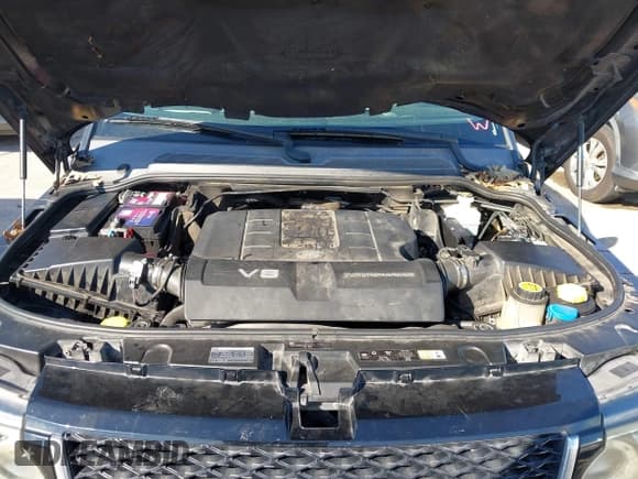 ✅ 2013 Land Rover Range Rover Sport SC • VIN: SALSH2E49DA766570 • Lot: 43840993. Listed on IAAI with 103,624 mi. Free auction sales archive from the USA and detailed vehicle history report at DreamBid. Image 10.