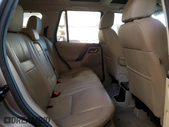 ✅ 2013 Land Rover LR2 • VIN: SALFR2BGXDH325325 • Лот: 86445455. Опубликован ранее на Copart с пробегом 178 219 миль. Бесплатный доступ к архиву аукционных продаж из США и подробный отчёт об истории автомобиля на DreamBid. Изображение 11.