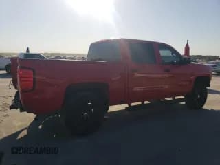 ✅ 2018 Chevrolet Silverado 1500 Custom • VIN: 3GCUKPECXJG296259 • Лот: 73324234. Опубликован ранее на Copart с пробегом 101 989 миль. Бесплатный доступ к архиву аукционных продаж из США и подробный отчёт об истории автомобиля на DreamBid. Изображение 3.