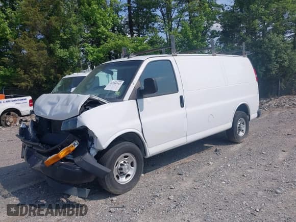 ✅ 2021 Chevrolet Express Cargo • VIN: 1GCWGAF71M1154667 • Lot: 41994343. Listed on IAAI with 94,524 mi. Free auction sales archive from the USA and detailed vehicle history report at DreamBid. Image 16.