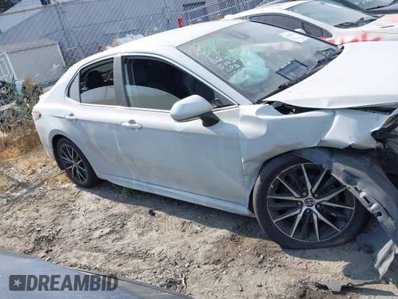 2022 Toyota Camry SE с VIN 4T1T11BK8NU072395, выставлен на аукционе IAAI как лот 42283425 с пробегом 39 347 миль миль и . История ставок и продаж доступна на DreamBid. Изображение 12.