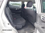 ✅ 2016 Nissan Pathfinder Platinum • VIN: 5N1AR2MN2GC612023 • Lot: 42205715. Listed on IAAI with 121,686 mi. Free auction sales archive from the USA and detailed vehicle history report at DreamBid. Image 8.