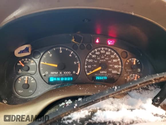 ✅ 2001 Chevrolet S-10 LS • VIN: 1GCCS19W718182481 • Лот: 87723415. Опубликован ранее на Copart с пробегом 265 079 миль. Бесплатный доступ к архиву аукционных продаж из США и подробный отчёт об истории автомобиля на DreamBid. Изображение 9.