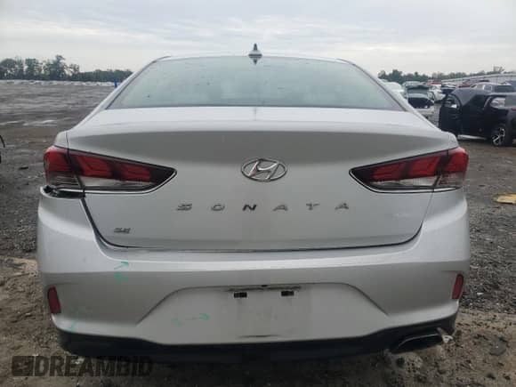 2019 Hyundai Sonata SE с VIN 5NPE24AF7KH779705, выставлен на аукционе Copart как лот 84178935 с пробегом 78 354 миль миль и Списание • Salvage title. История ставок и продаж доступна на DreamBid. Изображение 6.