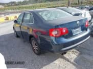 ✅ 2006 Volkswagen Jetta 2.5L • VIN: 3VWRG71K66M670828 • Лот: 40401533. Опубликован ранее на IAAI с пробегом 253 586 миль. Бесплатный доступ к архиву аукционных продаж из США и подробный отчёт об истории автомобиля на DreamBid. Изображение 3.