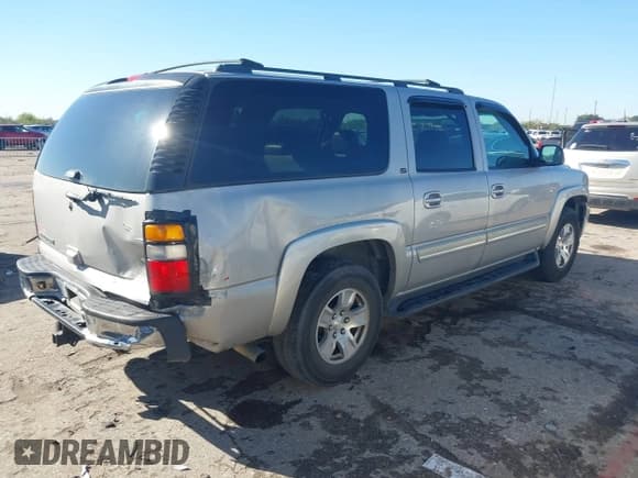 ✅ 2006 Chevrolet Suburban LS • VIN: 1GNEC16Z36J103142 • Лот: 40894510. Опубликован ранее на IAAI с пробегом 109 657 миль. Бесплатный доступ к архиву аукционных продаж из США и подробный отчёт об истории автомобиля на DreamBid. Изображение 4.