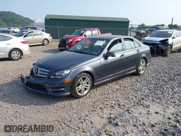 ✅ 2013 Mercedes-Benz C 300 Sport • VIN: WDDGF8AB1DG109808 • Lot: 42583132. Listed on IAAI with 107,841 mi. Free auction sales archive from the USA and detailed vehicle history report at DreamBid. Image 2.