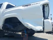 ✅ 2022 Toyota Tacoma SR5 • VIN: 3TMAZ5CN0NM172676 • Лот: 42587632. Опубликован ранее на IAAI с пробегом 49 598 миль. Бесплатный доступ к архиву аукционных продаж из США и подробный отчёт об истории автомобиля на DreamBid. Изображение 6.