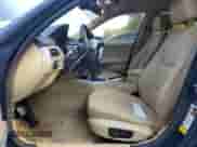 2011 BMW 3 Series z VIN WBAPG7G55BNN18564, wystawiony jako Copart lot #67601595 z przebiegiem 219 936 mil mil oraz Szkoda całkowita • Salvage title. Historia ofert i sprzedaży dostępna na DreamBid. Obrazek 7.