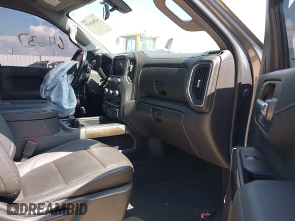 ✅ 2021 Chevrolet Silverado 1500 RST • VIN: 3GCUYEET8MG351315 • Лот: 42864637. Опубликован ранее на IAAI с пробегом 83 597 миль. Бесплатный доступ к архиву аукционных продаж из США и подробный отчёт об истории автомобиля на DreamBid. Изображение 5.