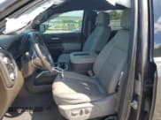 ✅ 2019 GMC Sierra 1500 SLT • VIN: 1GTP8DED9KZ246103 • Лот: 52908445. Опубликован ранее на Copart с пробегом 69 868 миль. Бесплатный доступ к архиву аукционных продаж из США и подробный отчёт об истории автомобиля на DreamBid. Изображение 7.