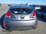 ✅ 2016 Hyundai Veloster • VIN: KMHTC6AD1GU286674 • Lot: 41627128. Wystawiony na IAAI z przebiegiem 71 617 mil. Bezpłatny archiwum sprzedaży aukcyjnych z USA i szczegółowy raport historii pojazdu na DreamBid. Zdjęcie 17.