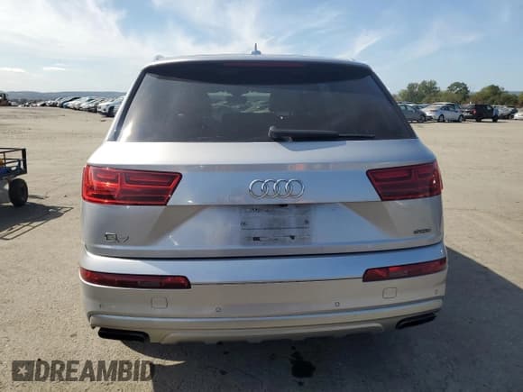 ✅ 2018 Audi Q7 Premium Plus • VIN: WA1LHAF74JD025665 • Lot: 82216375. Listed on Copart with 104,386 mi. Free auction sales archive from the USA and detailed vehicle history report at DreamBid. Image 6.