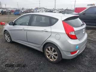 2012 Hyundai Accent SE с VIN KMHCU5AE7CU006010, выставлен на аукционе IAAI как лот 43610200 с пробегом 134 292 миль миль и . История ставок и продаж доступна на DreamBid. Изображение 3.