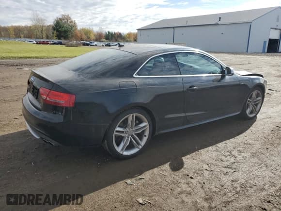 ✅ 2012 Audi S5 Premium Plus • VIN: WAUCVAFR1CA003933 • Lot: 90134545. Listed on Copart with 113,011 mi. Free auction sales archive from the USA and detailed vehicle history report at DreamBid. Image 3.