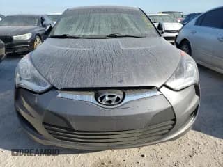 ✅ 2016 Hyundai Veloster • VIN: KMHTC6AD7GU300528 • Lot: 76199764. Wystawiony na Copart z przebiegiem Nie podano. Bezpłatny archiwum sprzedaży aukcyjnych z USA i szczegółowy raport historii pojazdu na DreamBid. Zdjęcie 5.